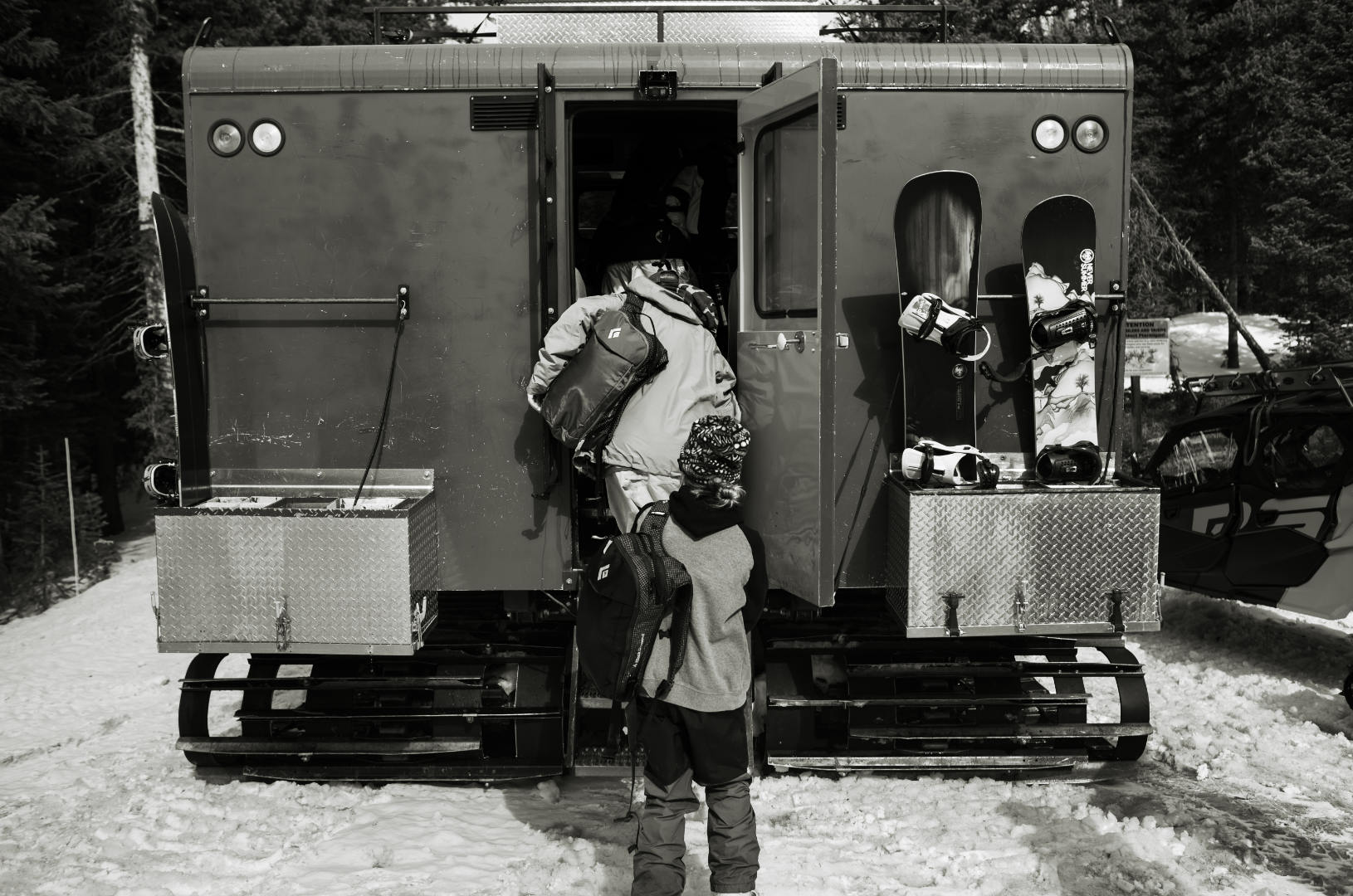 How to Store Snowboard Gear in the Off Season